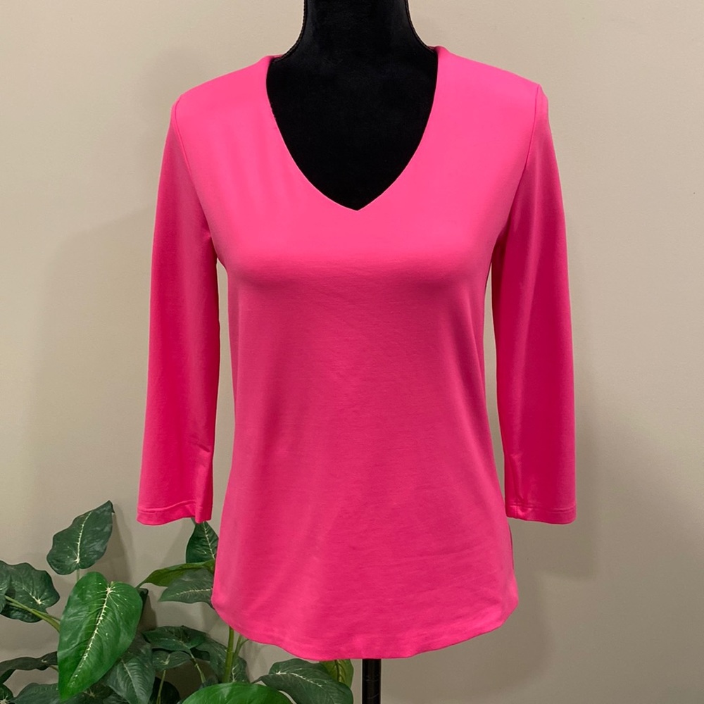 JudyP Relaxed Fit Bougainvillea V-neck Top with 3/4 Sleeves